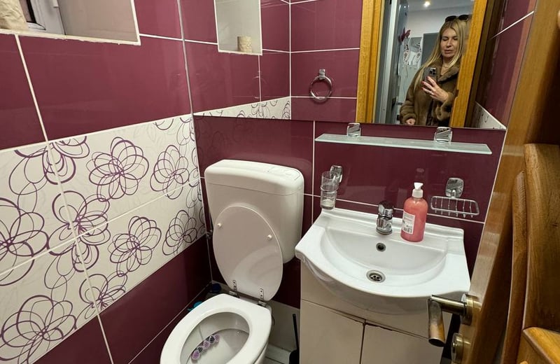 Rent of a furnished 3-room apartment, 80 m², with a sea view, Faleza Nord, Constanța, Romania